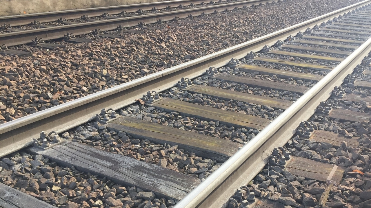 Update: situation resolved: Train service resuming between Bettembourg and Belval University Update: situation resolved: Train service resuming between Bettembourg and Belval University
