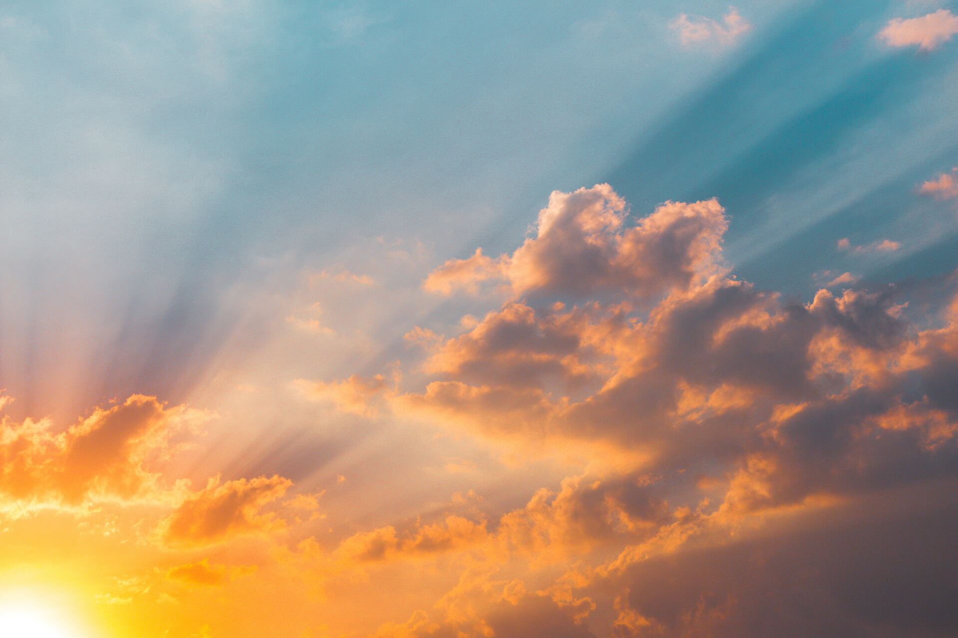 Weather & Traffic: Thursday 22 May: A day rising in clouded majesty Weather & Traffic: Thursday 22 May: A day rising in clouded majesty